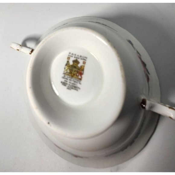 One Royal Albert Paragon "Tree of Kashmir" Her Royal Majesty Queen Elizabeth - Picture 2 of 6